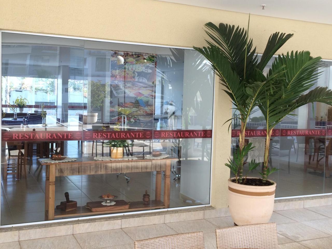 Residencial Casa Da Madeira Διαμέρισμα Caldas Novas Εξωτερικό φωτογραφία